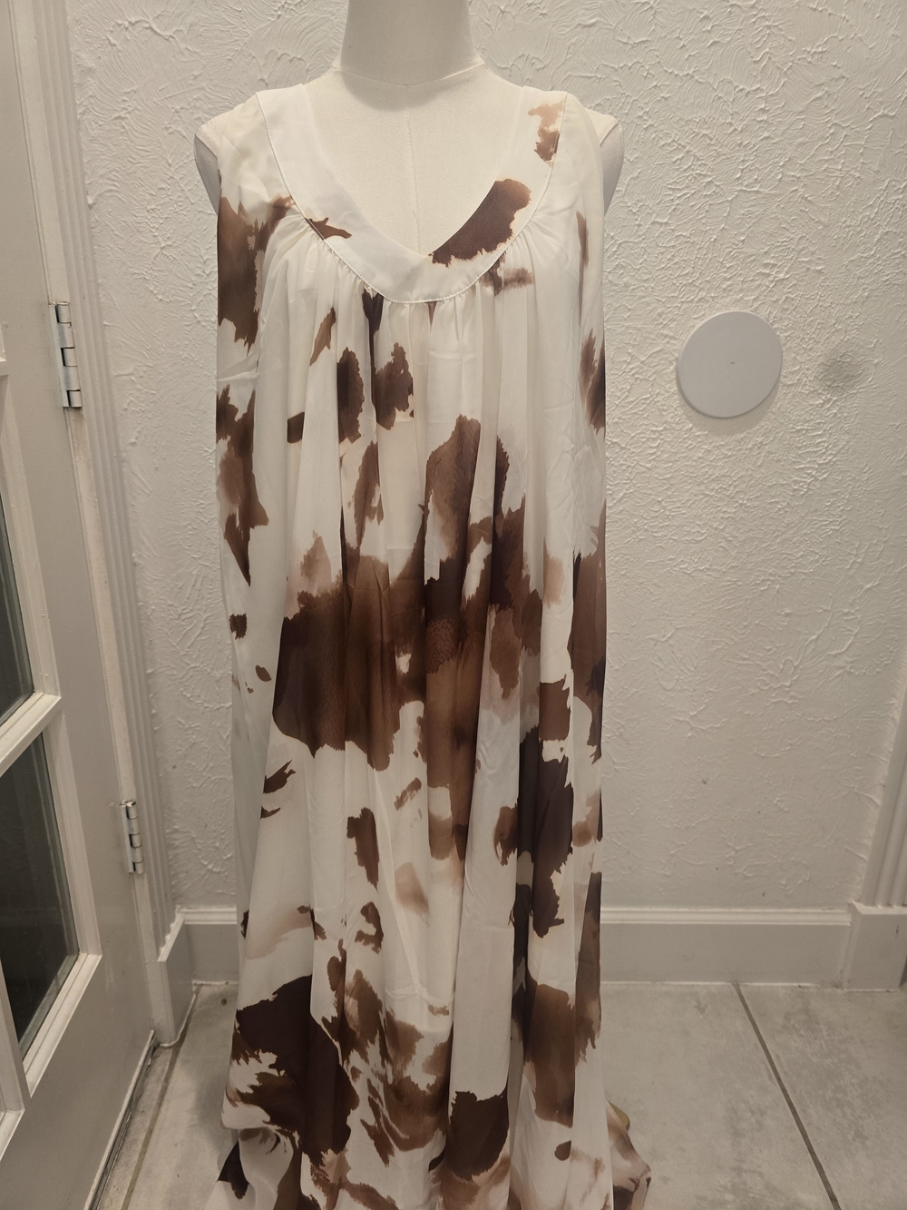 NWT Cow Print Flowy Maxi Dress – XL